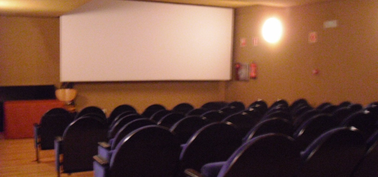 Interior sala de cine 