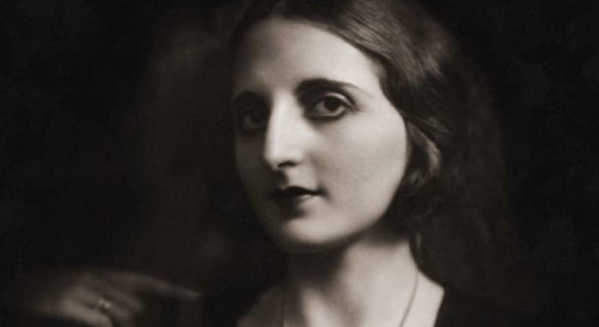 Esther Casares Quiroga